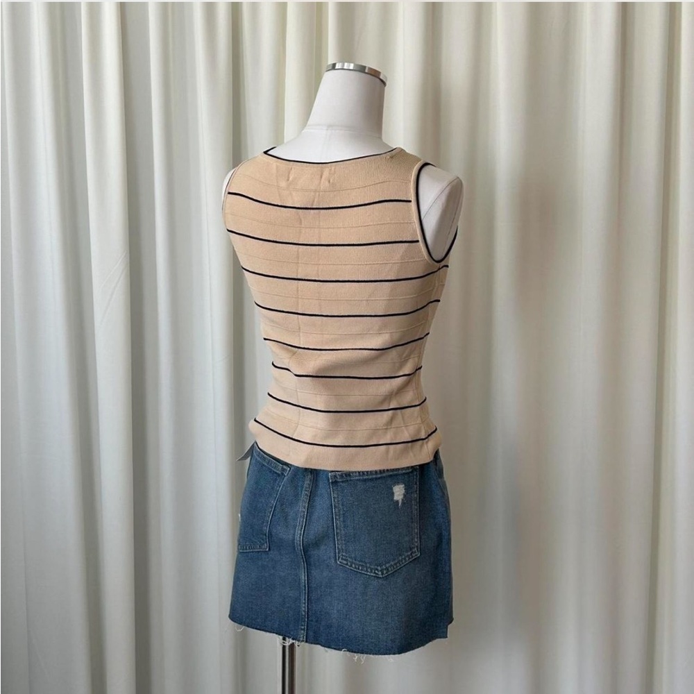 Vintage 90s Joseph A. Petite Tan & Black Striped Ribbed Tank Top size Petite. - Picture 4 of 8
